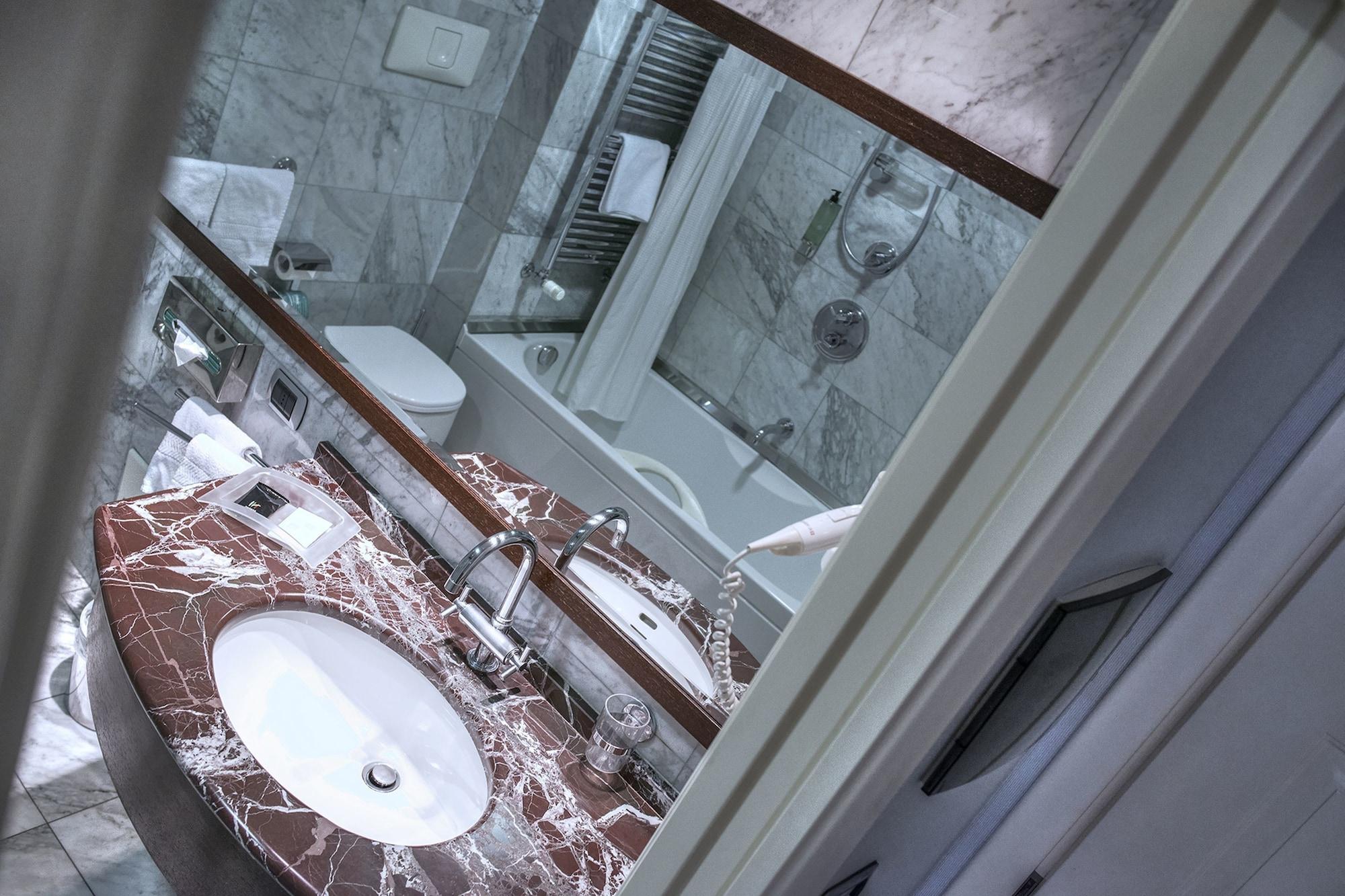 Italiana Hotels 코센차 외부 사진